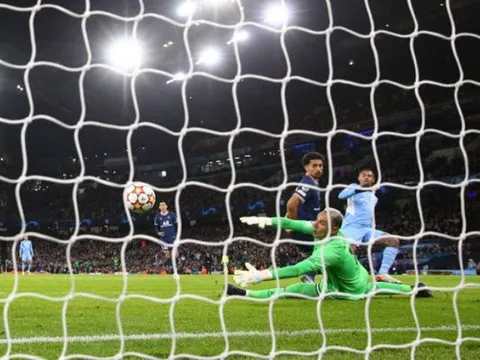 Người hùng không hoàn hảo của Barca