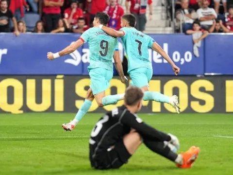 Thắng nhọc Osasuna, Barca chỉ còn cách Real 2 điểm