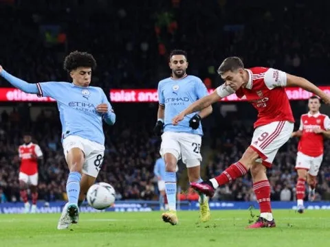 Rodrygo hỏng phạt đền, Bellingham cứu nguy Real phút cuối