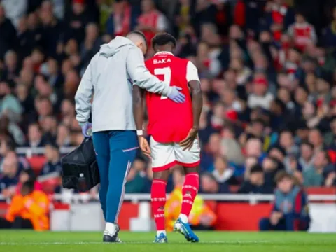 Arteta cập nhật ngắn gọn về chấn thương của Bukayo Saka