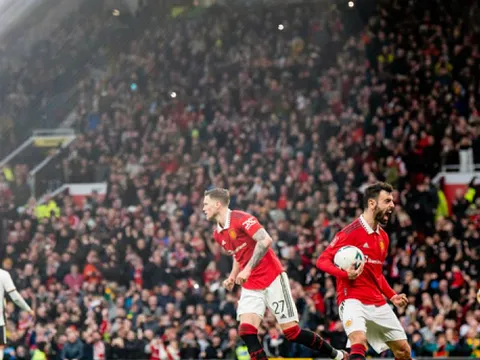 Phản ứng Casemiro sau màn ngược dòng của Man Utd