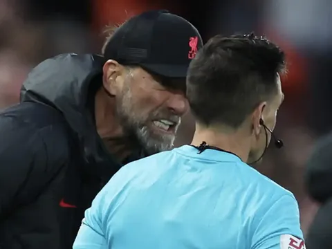 CHÍNH THỨC: FA trừng phạt Jurgen Klopp
