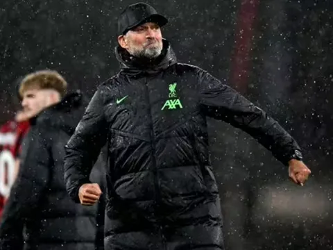 Liverpool bị mắc kẹt ở Bournemouth