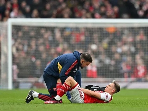 Rõ khả năng ra sân của Leandro Trossard trước Lisbon