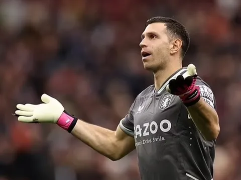 Man Utd chiêu mộ ngôi sao Fletcher đích thân giới thiệu