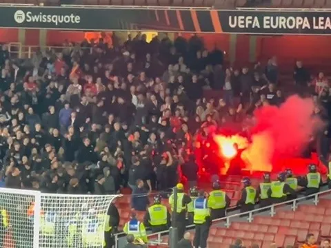 Owen thán phục khả năng dứt điểm của sao Arsenal