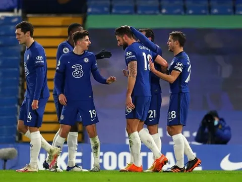 Dự bị 1 trận, Ramsdale khiến TTCN náo loạn