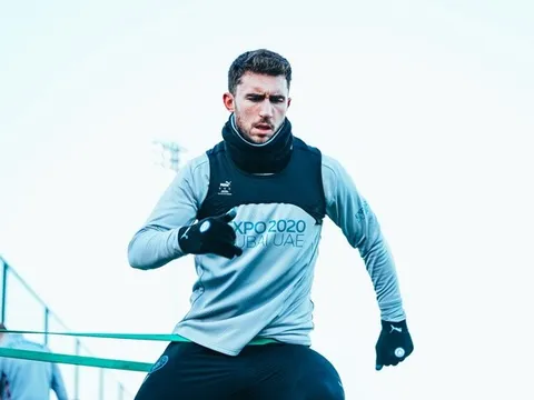 Ten Hag lộ rõ phản ứng ở thương vụ Declan Rice
