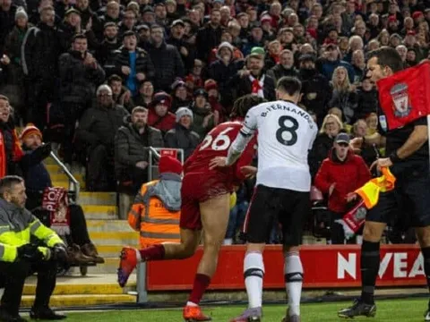 "Bruno Fernandes cần bị cấm thi đấu ít nhất 5 trận"