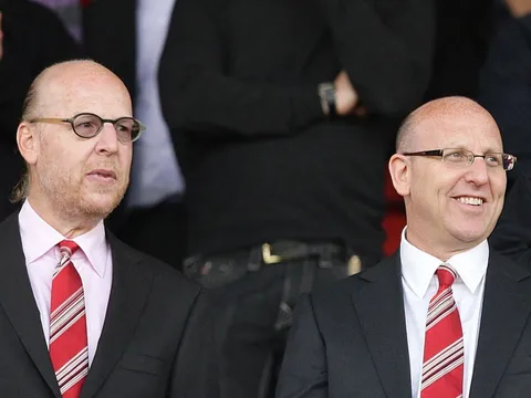 Cùng là chủ Mỹ tại sao Liverpool hưng thịnh còn Man Utd suy tàn?