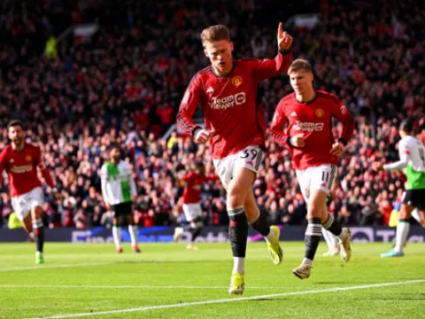 Alan Shearer gửi cảnh báo đến Man United