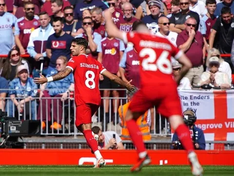 Szoboszlai lập siêu phẩm, Liverpool mở hội trên sân Anfield