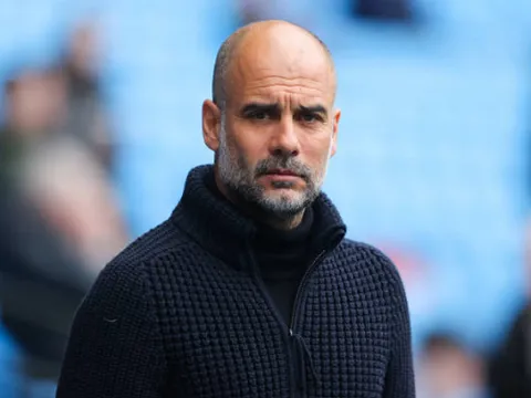 Pep mô tả chiến thắng trước Liverpool bằng đúng một từ