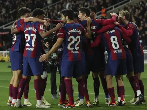 3 câu hỏi mà Xavi phải đối mặt trước trận gặp Alaves