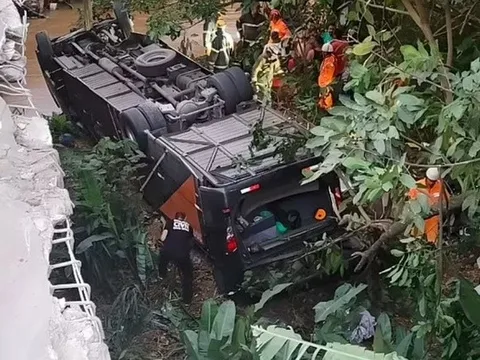 3 cầu thủ trẻ Brazil qua đời sau tai nạn xe buýt