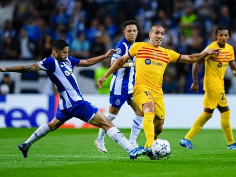 3 điểm đen trong trận thắng của Barca: "Cú lừa" Oriol Romeu?