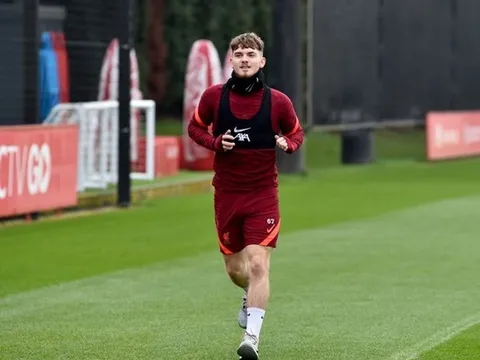 Thần đồng Liverpool bắn tin vui cho Jurgen Klopp