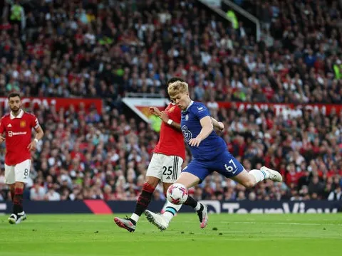 3 key pass, 6 lần rê bóng, 'báu vật' Chelsea gây choáng cho M.U