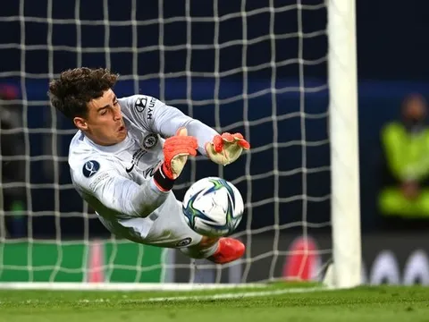 3 lần cứu Chelsea thoát hiểm, Kepa đã sẵn sàng đánh bật Mendy?