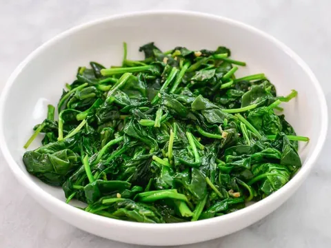 3 loại rau ít calo, ăn no không lo tăng cân