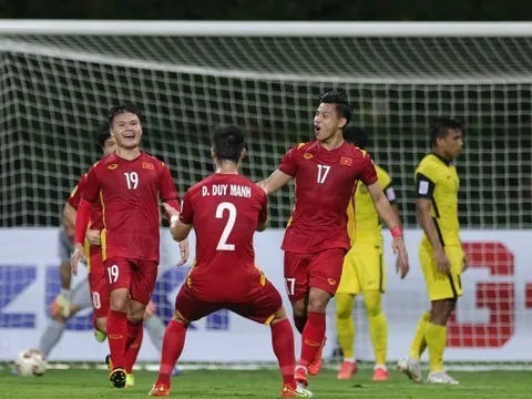 3 phương án tấn công giúp ĐT Việt Nam hóa giải Malaysia
