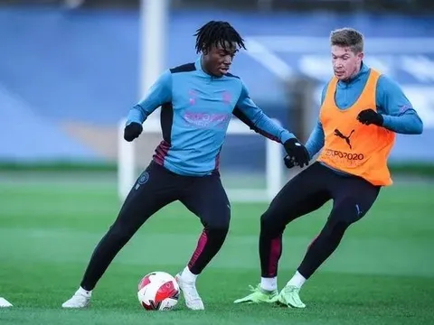 3 triệu bảng có thể giúp Liverpool giành tân binh thứ 3