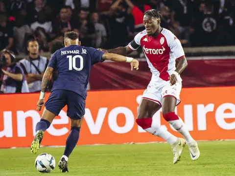 Min-jae lật kèo, M.U không lo với 3 trung vệ cực chất gật đầu tới OTF