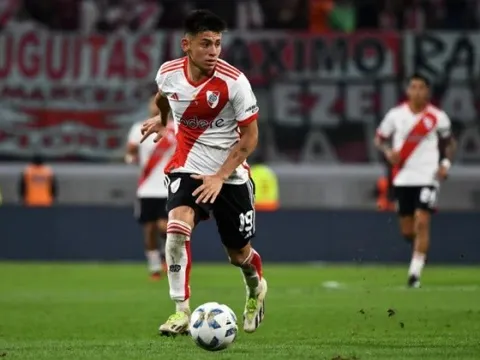 Atletico nói không với Super League