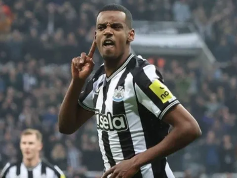 Tương lai nào cho Isak sau khi mùa giải này kết thúc?