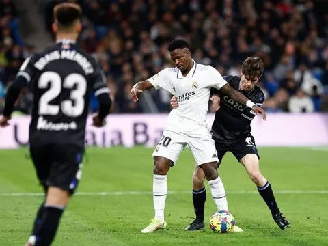 Thủ môn xuất sắc, Real bất lực chia điểm