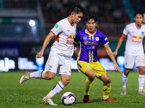 Lộ diện 2 CLB vào CK Cúp Quốc gia; ĐT Việt Nam hội quân