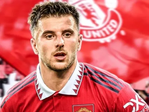 NÓNG! "Cú lừa" Mason Mount xuất hiện
