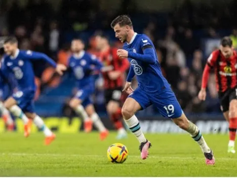 HLV Bournemouth tiết lộ mất mát lớn trước trận thua Chelsea