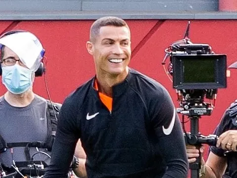 "Ronaldo đã giúp định hình thế hệ của chúng tôi, thật đáng buồn"