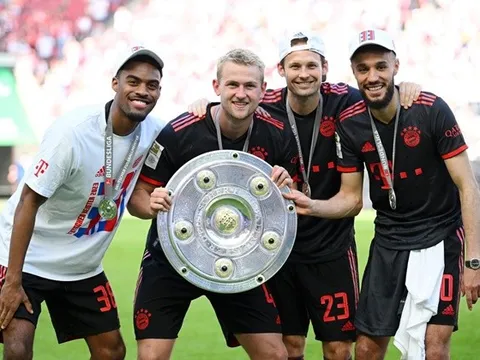 Xác nhận! Cựu sao M.U chia tay Bayern Munich