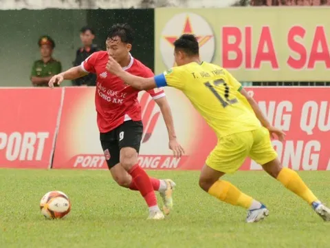 Rượt đuổi mãn nhãn, Long An chia điểm cùng Hòa Bình