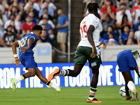 Bom tấn ghi bàn ra mắt, Chelsea 'công như vũ bão' thắng hủy diệt 5-0