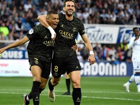 Mbappe lập cú đúp, PSG sắp vô địch Ligue 1
