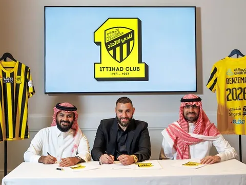 CHÍNH THỨC! Karim Benzema có bến đỗ mới