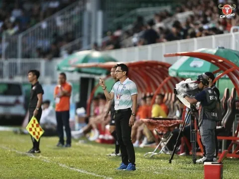 Lời nói dối gượng gạo của Kiatisuk