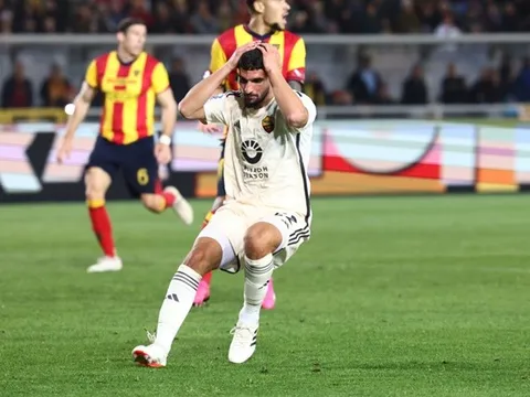 Cựu trọng tài Serie A lên tiếng về tình huống De Rossi đòi phạt đền