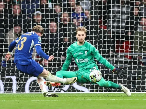 "Kelleher như một thỏi nam châm hút bóng"