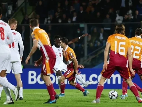 Arsenal đè bẹp đối thủ với tỷ số 9-1