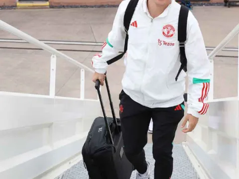 Allegri giải thích lý do không sử dụng Yildiz & Chiesa cùng lúc
