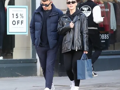 Here we go! Hakim Ziyech gia nhập PSG