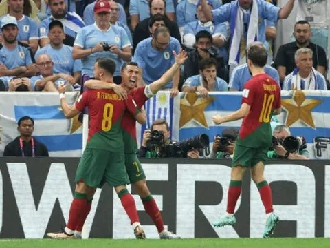 Bruno phản ứng khi bàn thắng không được tính cho Ronaldo