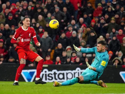 Liverpool khủng bố tinh thần Chích chòe với 34 lần bắn phá