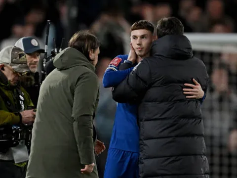 Pochettino lý giải việc loại Palmer khỏi đội hình xuất phát