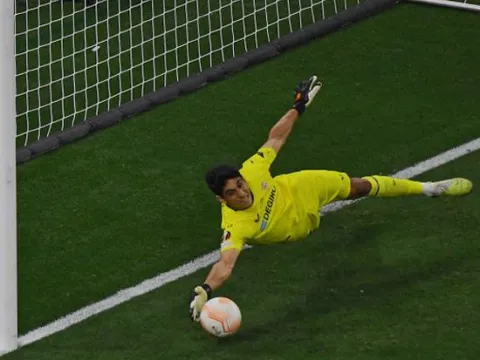 Người hùng Sevilla tiết lộ kế hoạch đánh bại Roma