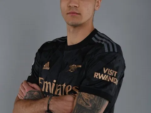 CHÍNH THỨC! Benzema đón thêm đồng đội chất lượng